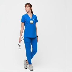 FIGS Royal Blue Zamora Scrub Set